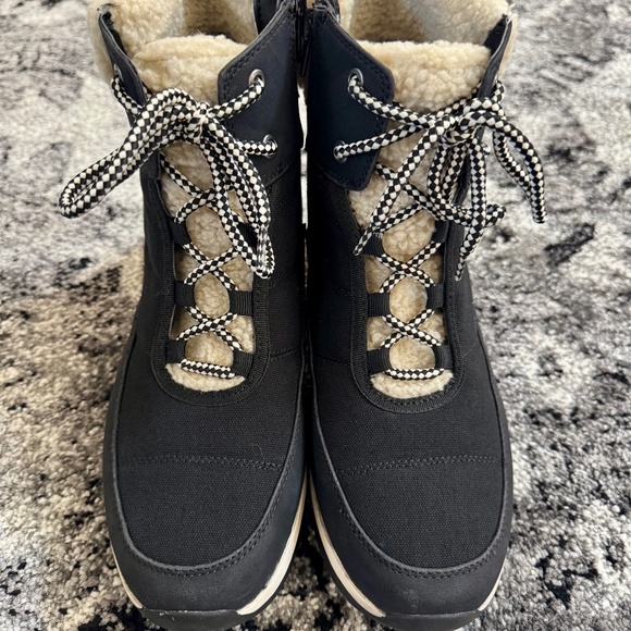 Naturalizer Women's Carey Ankle Boot Size 9.5 - Picture 1 of 12